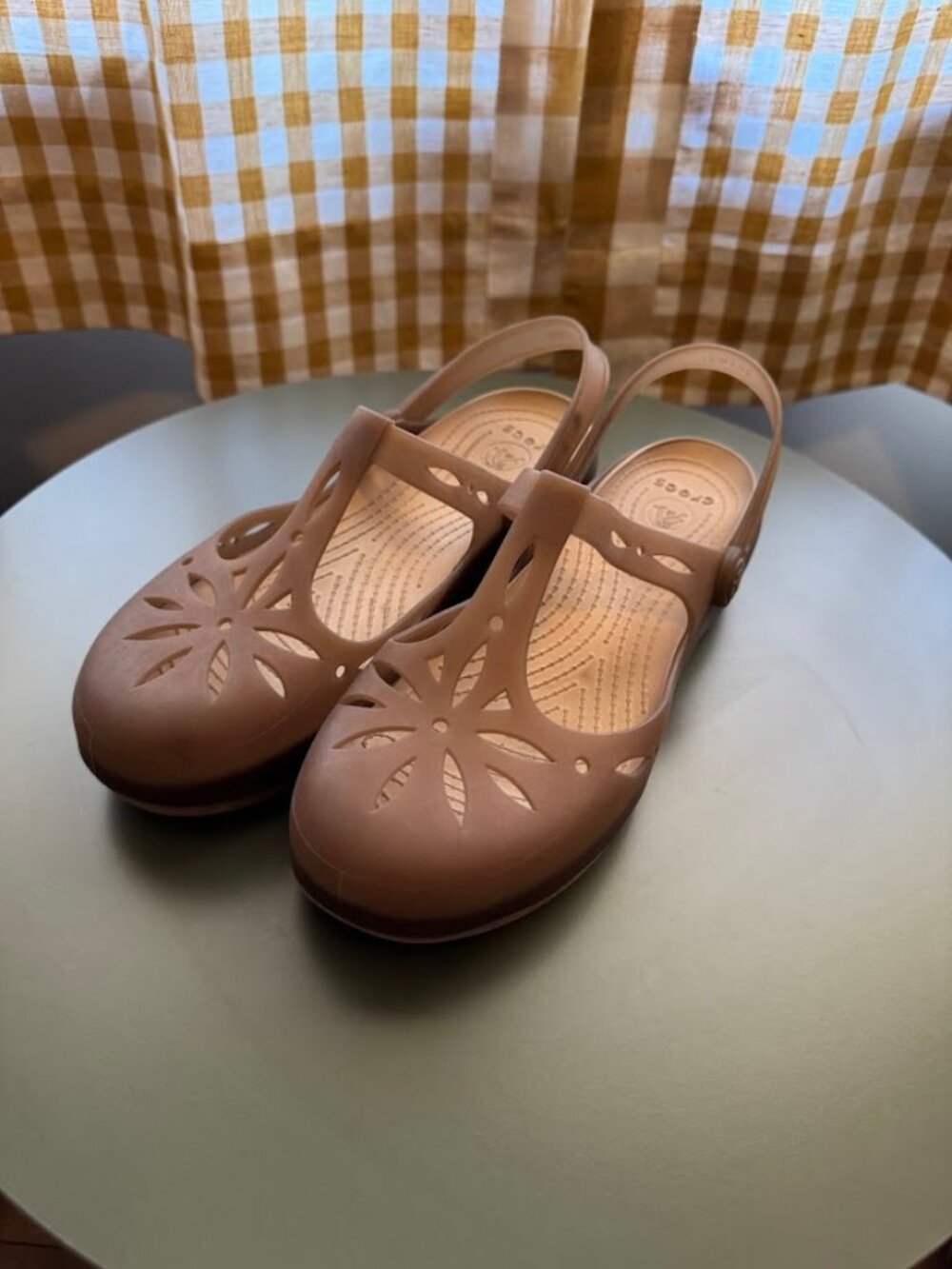 Crocs Isabella T-Strap Mary Jane Clog size 8